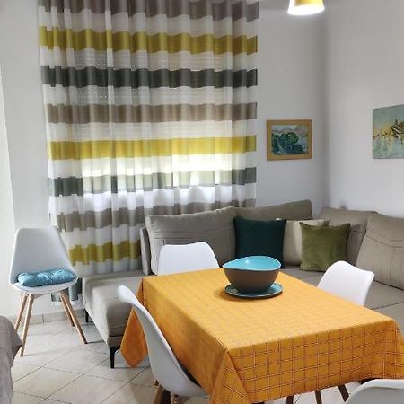 Potami Apartment - 50 Mt From The Beach Himare Exterior photo